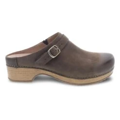 Dansko Berry Mushroom Burnished Nubuck 11 Dansko Berry Mushroom Burnished Nubuck -Footwear Outlet Store 9421871600 VIS
