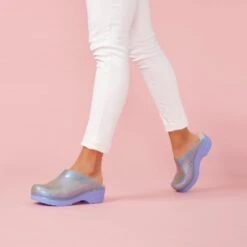 Dansko Sonja Sky Translucent -Footwear Outlet Store Sonja Translucent Sky2 PDP 2400x2400 0b52ef2c 338c 488f 8bdd ad9deebac828